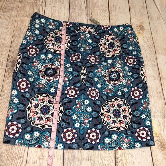 Loft Floral Petite Straight Skirt - Picture 3 of 6